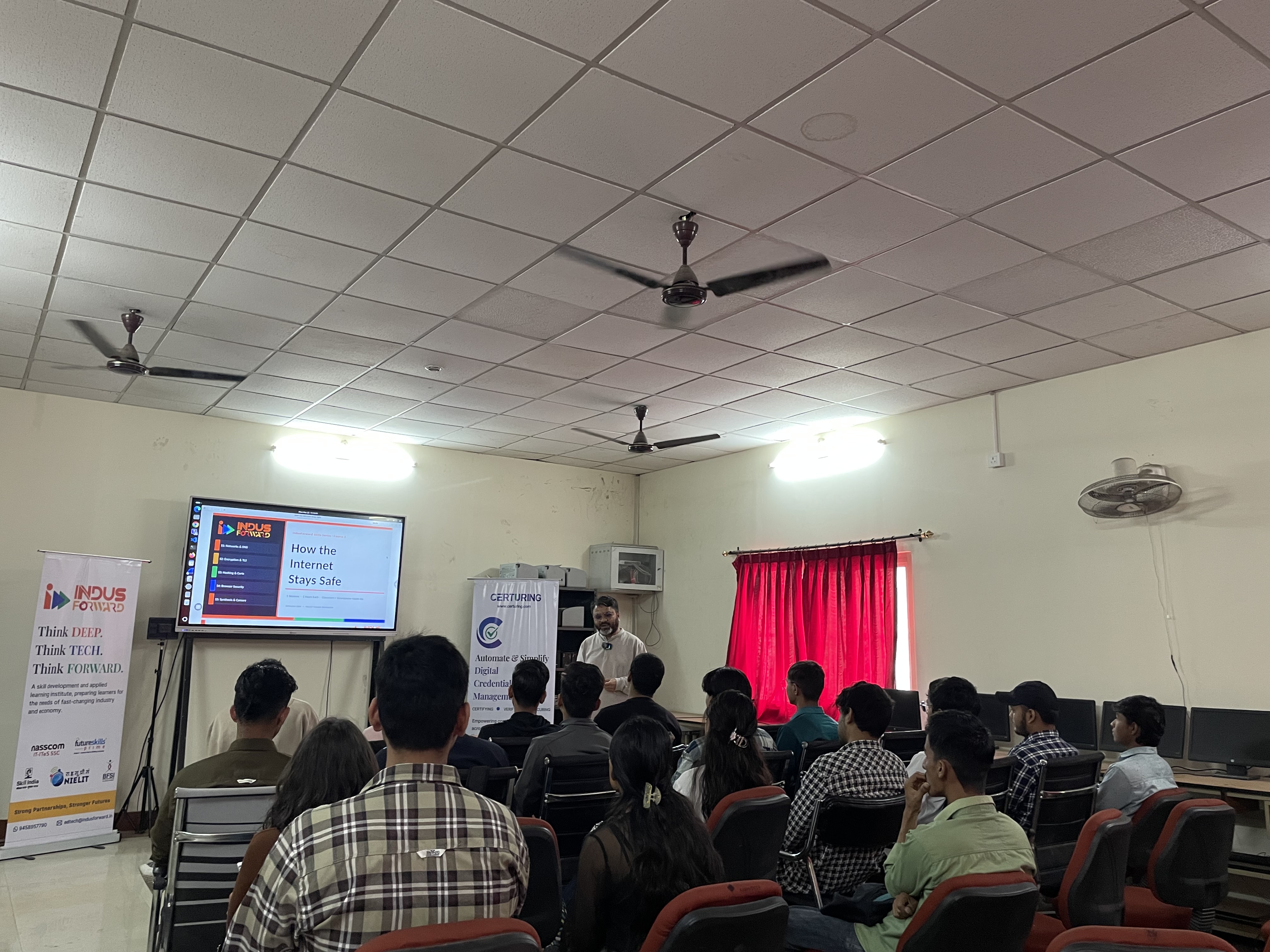 Collaborative learning at the Cryptography workshop